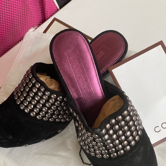COACH STUDDED PATCH CLOGS FOR WOMEN - Picture 5 of 9